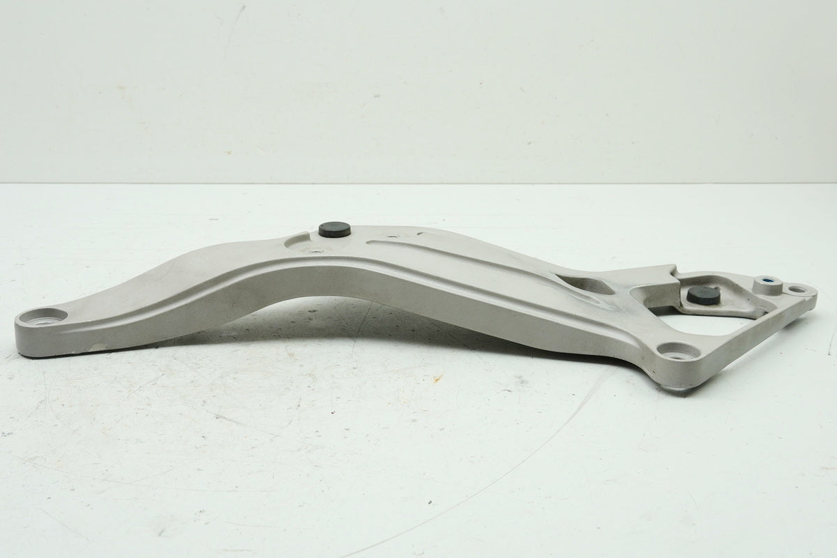 YAMAHA GTS 1000 4BH Footrest Plate Left Holder Footrest Carrier