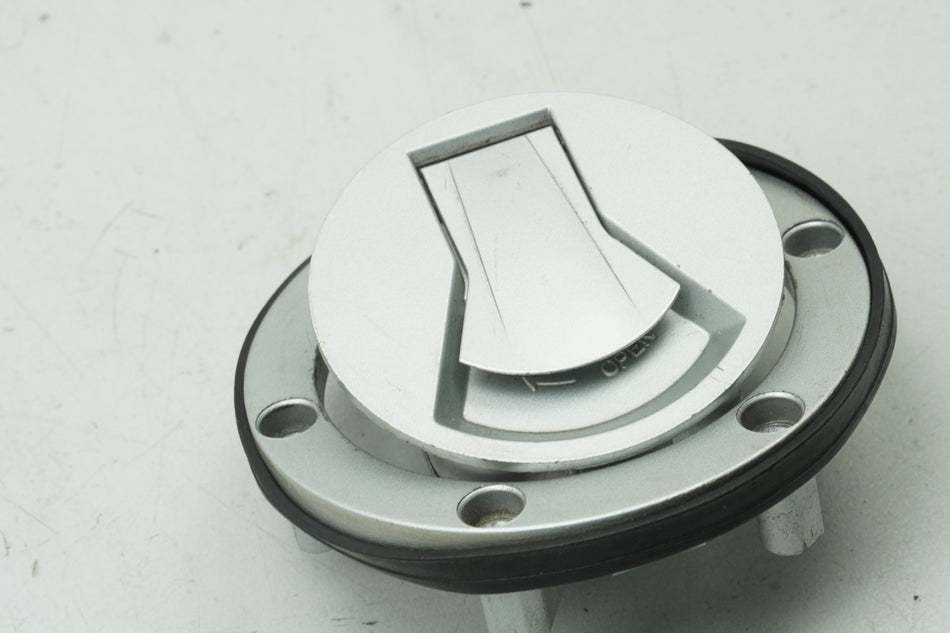 APRILIA RS 125 RS4 ZD4TW Tapa de gasolina Cerradura de gasolina 1 llave Cerradura de asiento