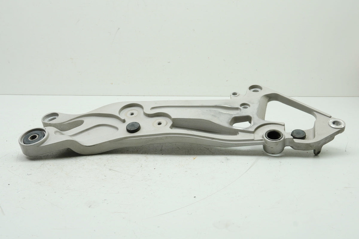 YAMAHA GTS 1000 4BH Footrest Plate Right Holder Footrest Footrest Mount