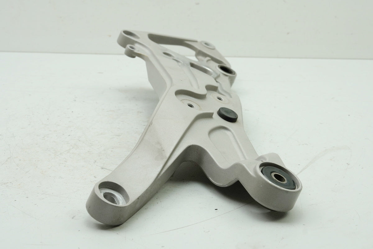 YAMAHA GTS 1000 4BH Footrest Plate Right Holder Footrest Footrest Mount