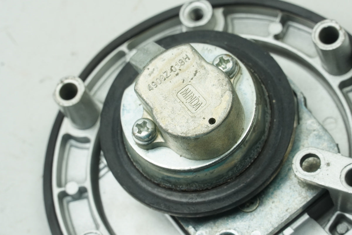 APRILIA RS 125 RS4 ZD4TW Tankdeckel Tankschloß 1 Schlüssel Schloß Sitz