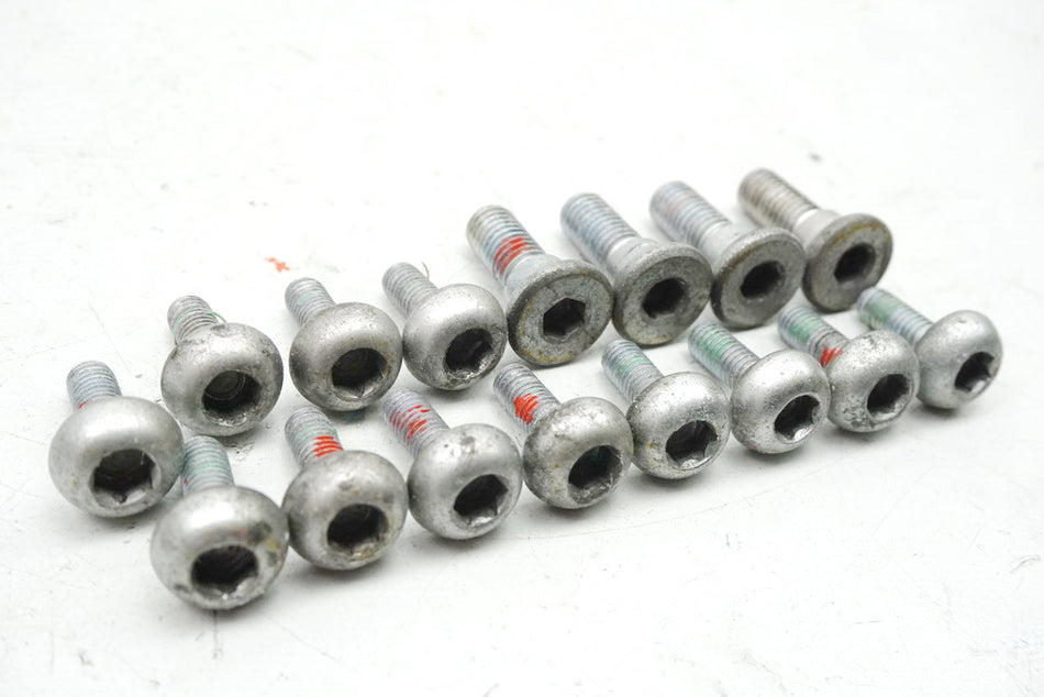 HONDA CBR 600 PC35 SCHRAUBEN BREMSSCHEIBEN 99-00