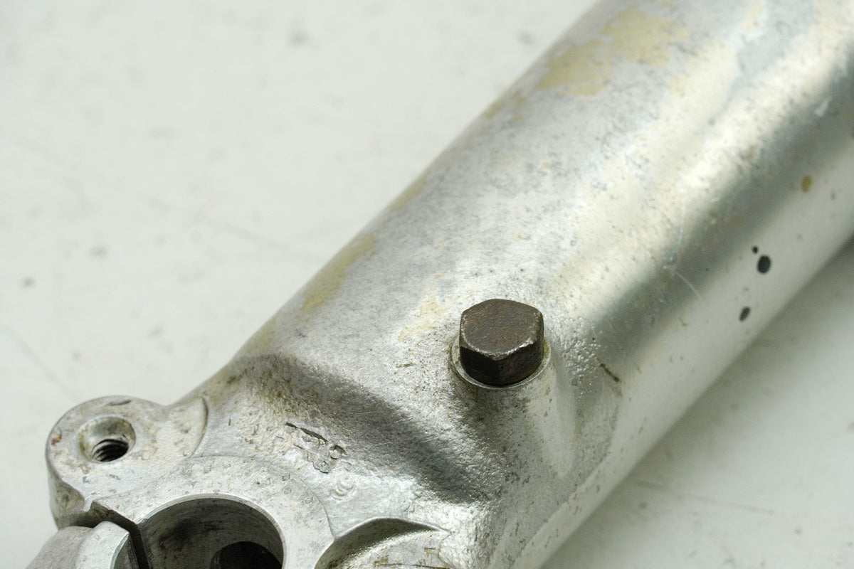 HONDA CB 250 G CB250G Tauchrohr links Gabelfuß (für Gabel Standrohr Holm) 74-77
