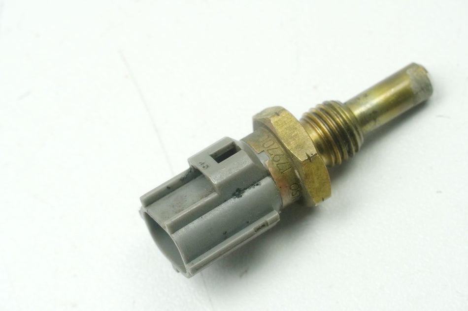 YAMAHA TDM 900 RN08 Temperature Sensor Water Water Temperature Sensor