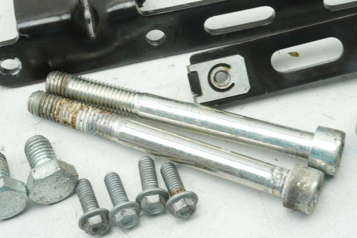 APRILIA RS 125 RS4 ZD4TW Soporte Motor Eje Tornillo Perno Soporte Motor