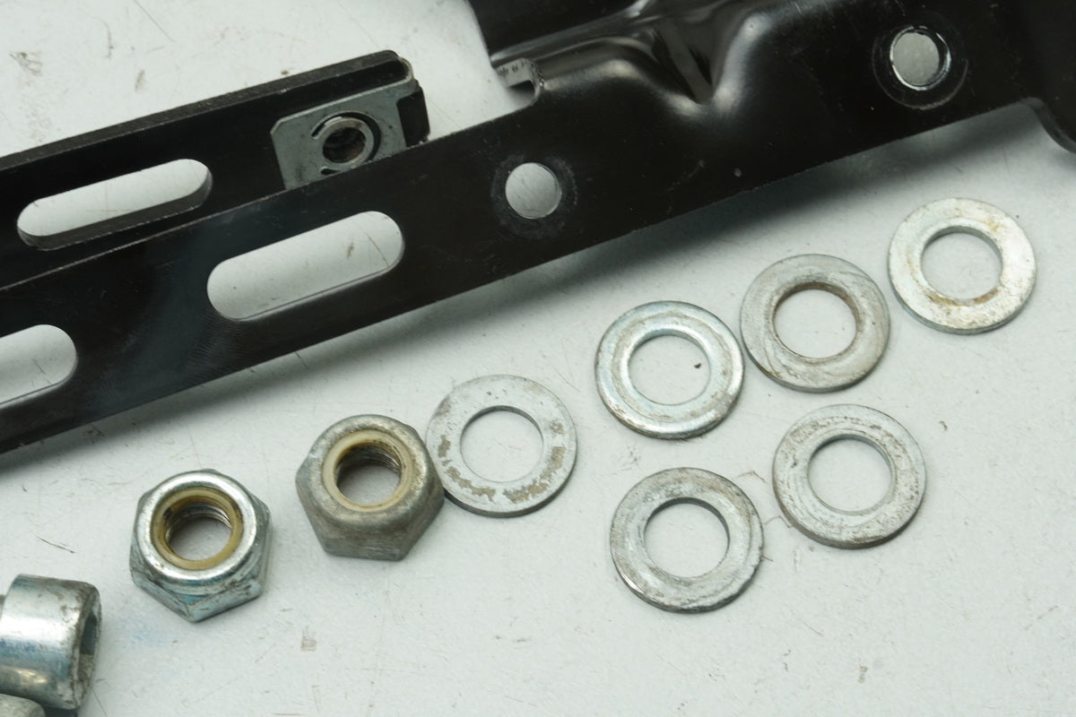 APRILIA RS 125 RS4 ZD4TW Soporte Motor Eje Tornillo Perno Soporte Motor