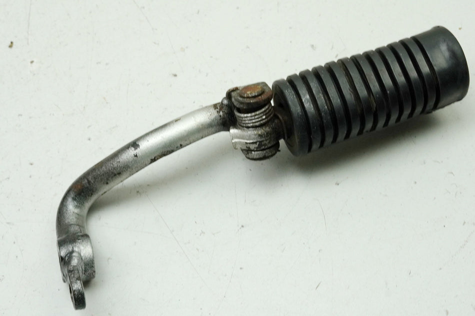 HONDA CB 250 G CB250G Estribera delantera derecha del conductor Soporte articulado de goma 74-77