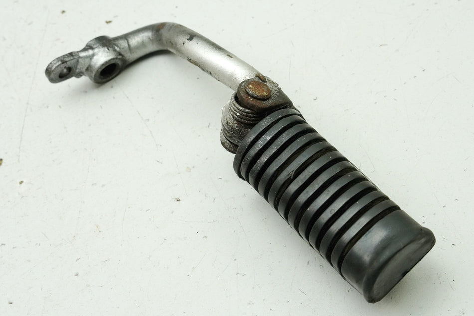HONDA CB 250 G CB250G Estribera delantera derecha del conductor Soporte articulado de goma 74-77