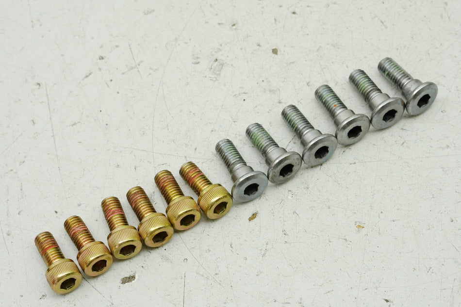 HONDA NTV 650 RC33 REVERE Brake disc bolts front & rear (for wheel rim)