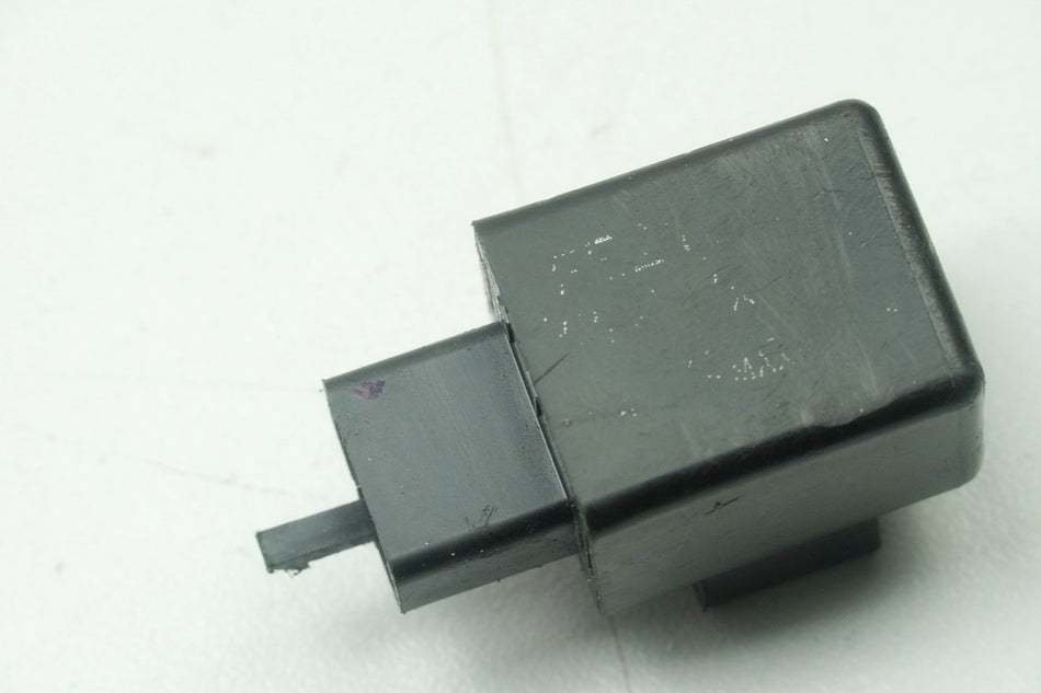 YAMAHA TDM 900 RN08 Flasher Relay Turn Signal Relay Indicator Relay