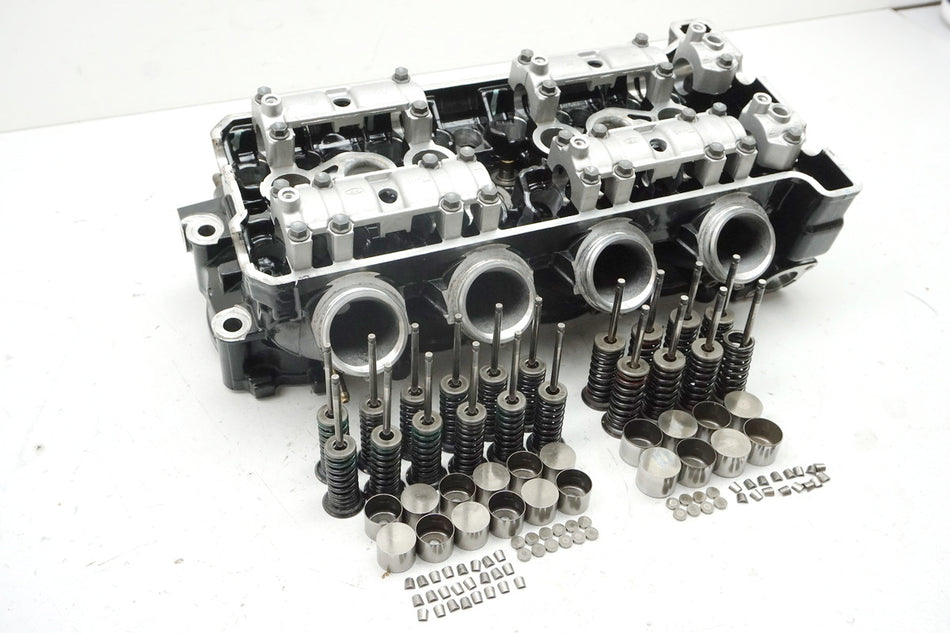 YAMAHA YZF R1 RN01 RN04 Zylinderkopf Ventile 98-01