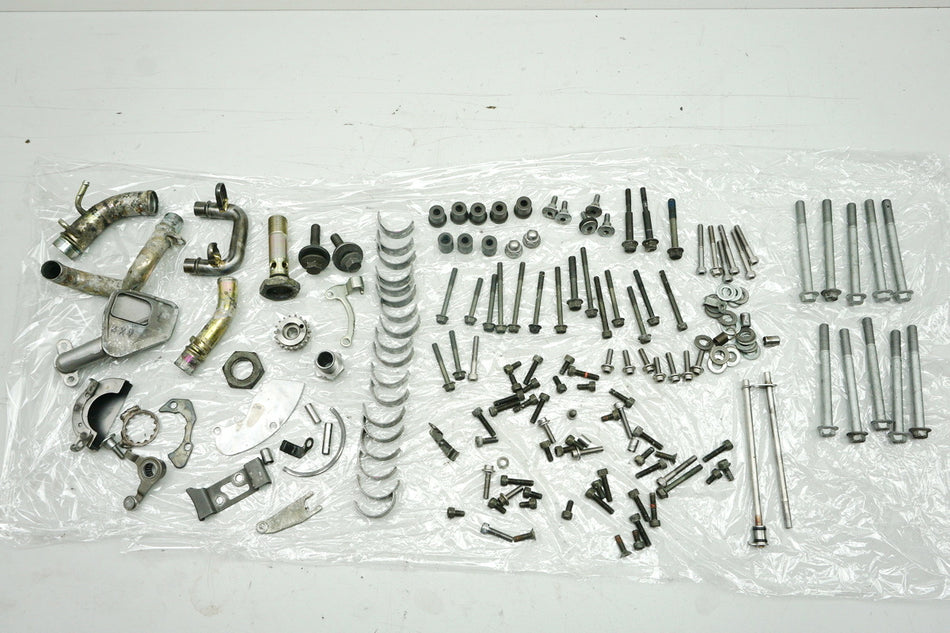 YAMAHA YZF R1 RN01 RN04 Schrauben & Kleinteile - Motor 98-01