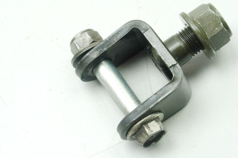 YAMAHA TDM 900 RN08 Upper Shock Absorber Mount Bolt Holder