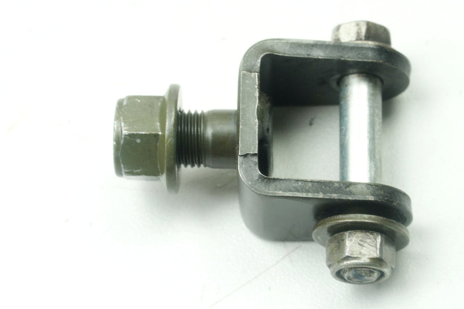 YAMAHA TDM 900 RN08 Upper Shock Absorber Mount Bolt Holder