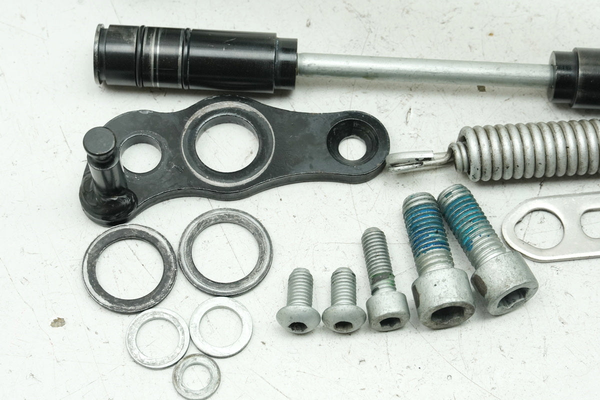 BMW R 1150 R R21 Hauptständer Ständer Halter Feder Bolzen Schraube (für Rahmen)