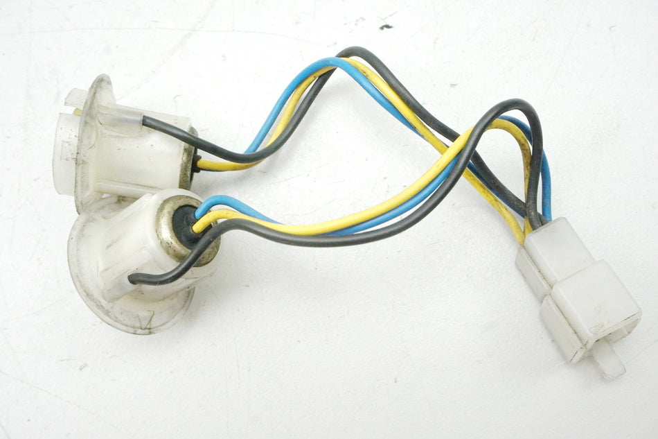 YAMAHA FZR 600 R 3HE Mazo de cables Luz trasera Casquillo Cable