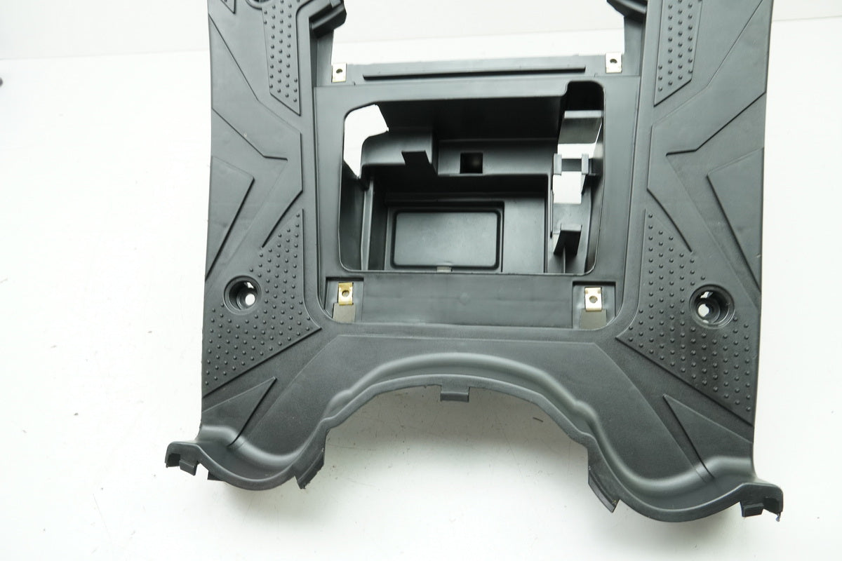 SYM Jet 4 50 AD05W8 Fairing Footwell Footboard Cover ONLY 781 km