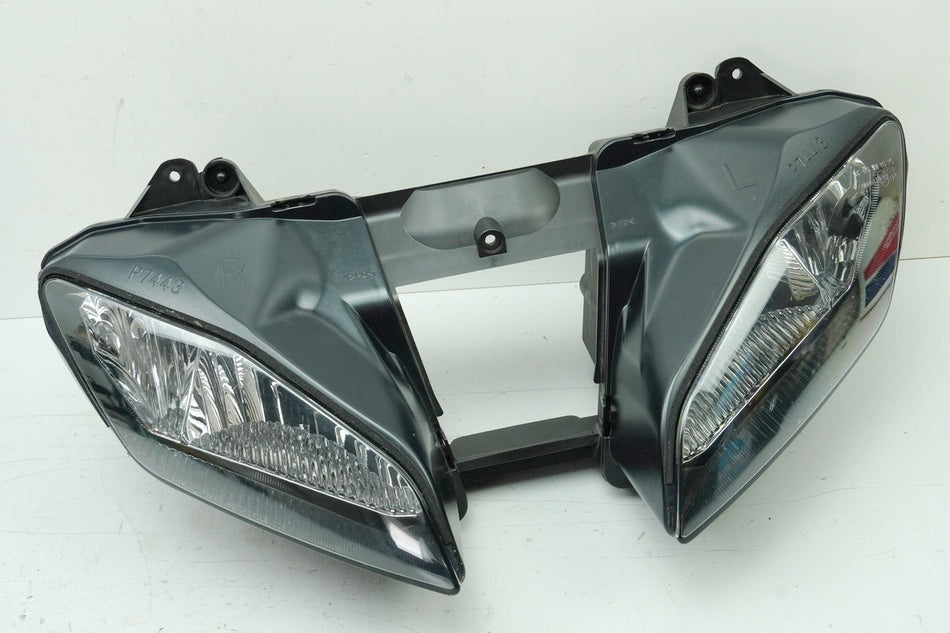 YAMAHA YZF R6 RJ15 Faro delantero original Stanley P7443 - 13S843030000