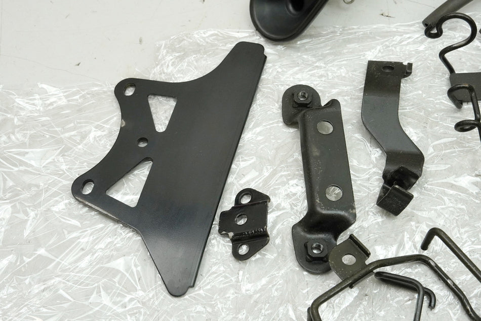 HONDA NTV 650 RC33 REVERE Screws Nuts Brackets Small Parts (for frame)