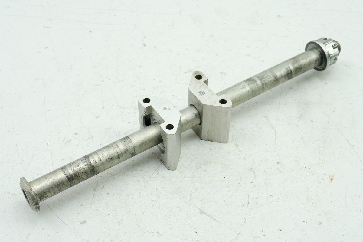 YAMAHA GTS 1000 4BH Rear Axle Axle Chain Tensioner