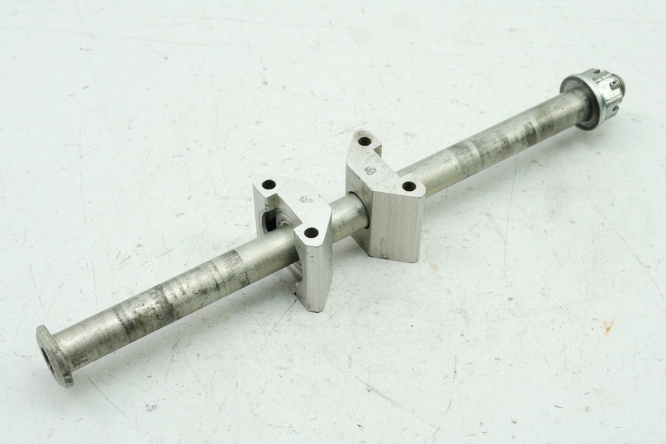 YAMAHA GTS 1000 4BH Rear Axle Axle Chain Tensioner