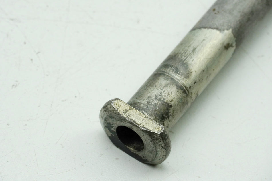 YAMAHA TDM 900 RN08 Swing Arm Spindle Axle Swingarm (for frame)