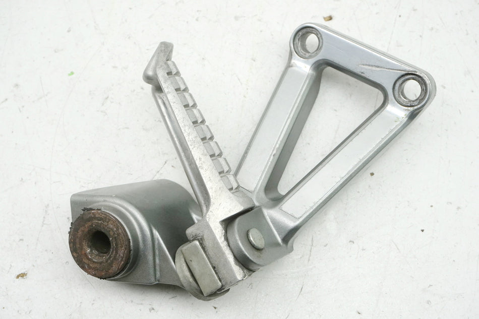KAWASAKI ZX-6R ZX600F Fußrastenanlage Sozius rechts Halter Fußraste 95-97