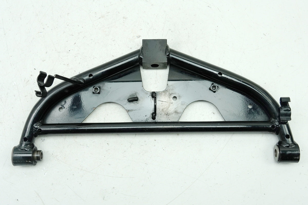 YAMAHA GTS 1000 4BH Bracket Stabilizer Steering Front Upper Arm 4FE-23540-00-33