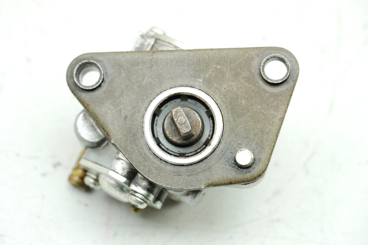 VESPA LX 50 2 ZAPC38101 Bomba de aceite (para motor) 82632R
