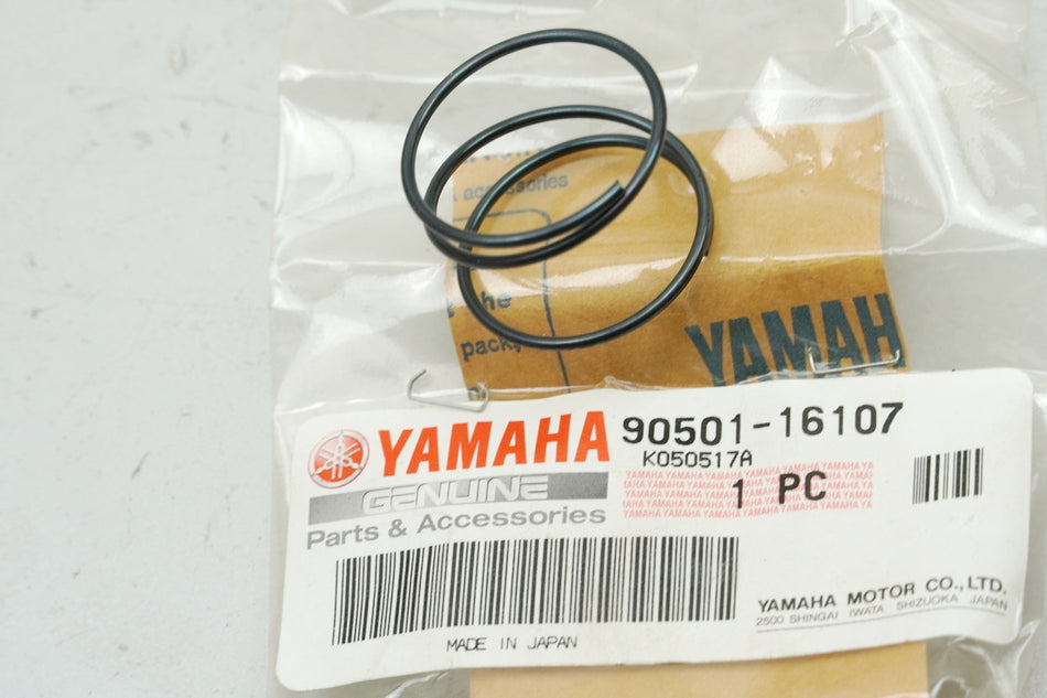 Yamaha Druckfeder Feder Kickstarter 90501-16107 NEU