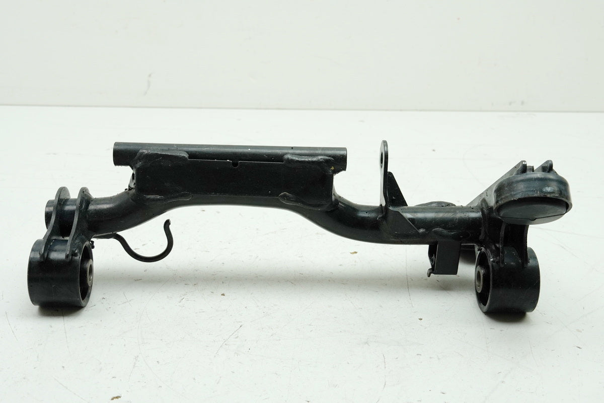 HONDA SH 125 JF23 Soporte de motor Suspensión Escuadra