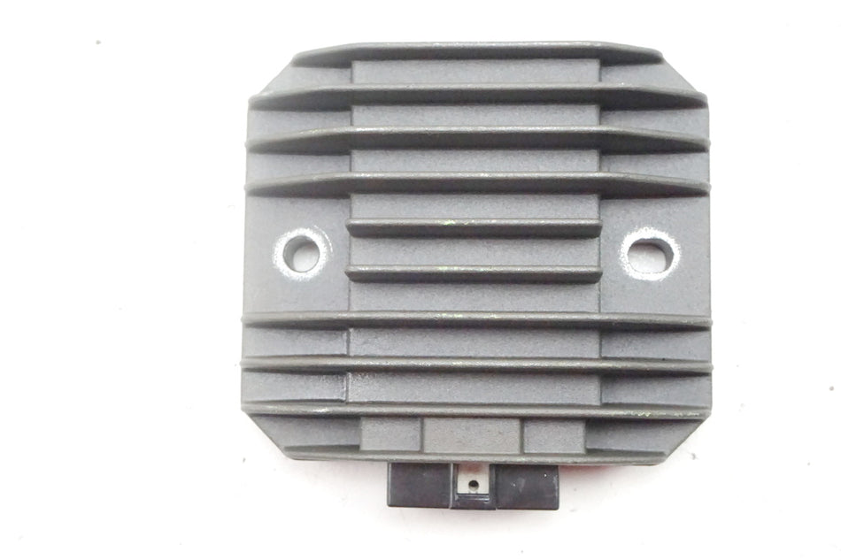 KAWASAKI ZX-6R ZX600F Regulador de voltaje Rectificador 95-97