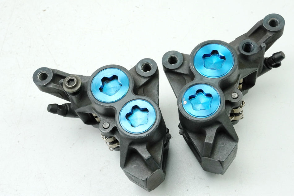 YAMAHA YZF R1 RN01 RN04 RN09 R6 RJ03 RJ05 BT 1100 - Bremssattel vorn Paar 100 mm