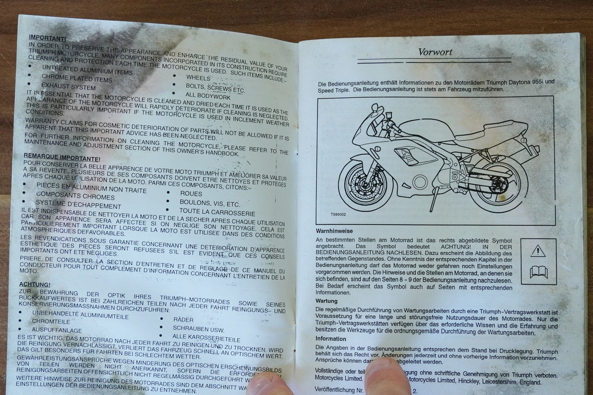 TRIUMPH DAYTONA 955 i T 595 N Manual del propietario Manual de instrucciones Manual 02-06