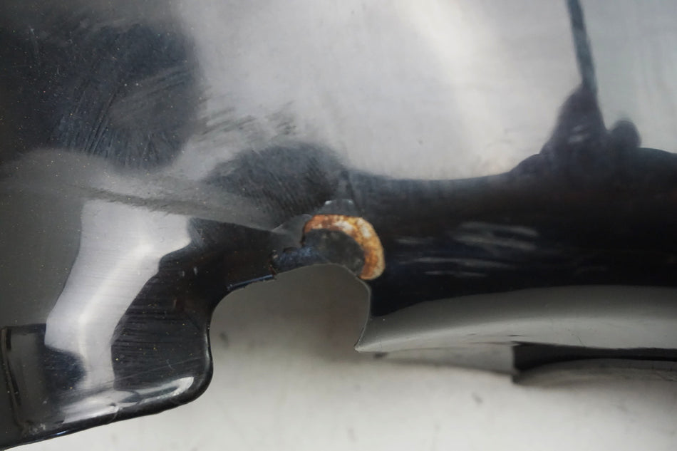 SUZUKI VS 750 VR51A INTRUDER Verkleidung Lenkkopf links Abdeckung Cover Blende
