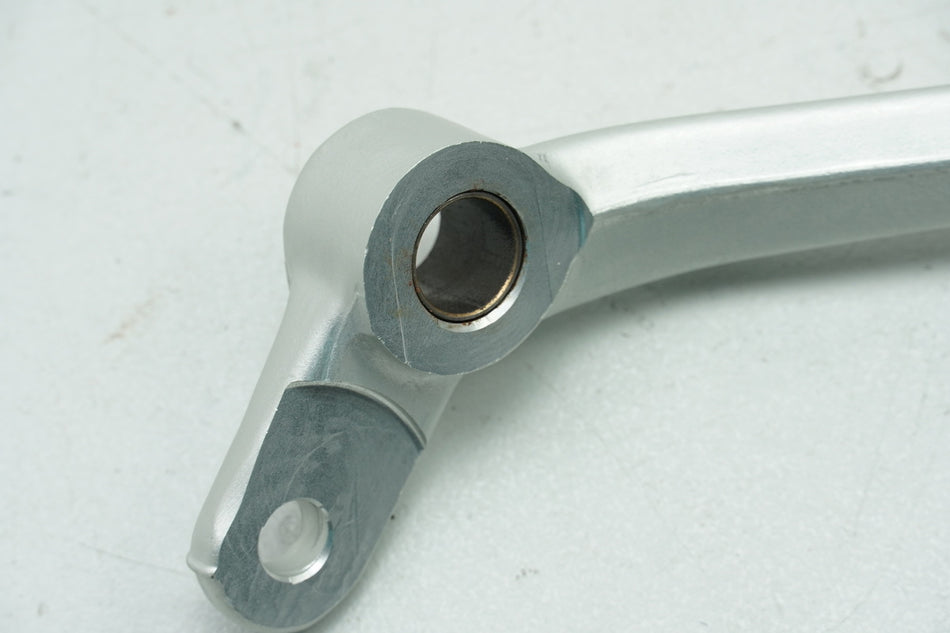 TRIUMPH SPRINT ST RS T695 955i Bremspedal Fußbremspedal Bremshebel NEU T2025430