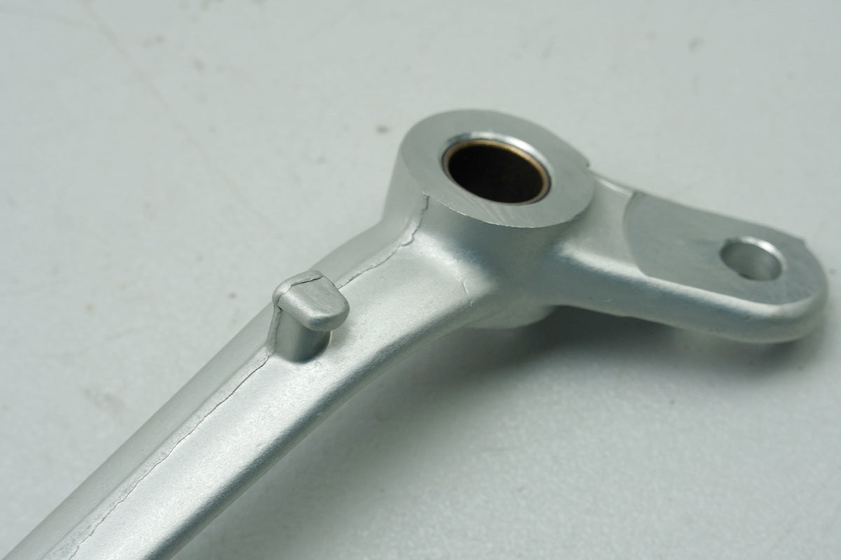 TRIUMPH SPRINT ST RS T695 955i Bremspedal Fußbremspedal Bremshebel NEU T2025430