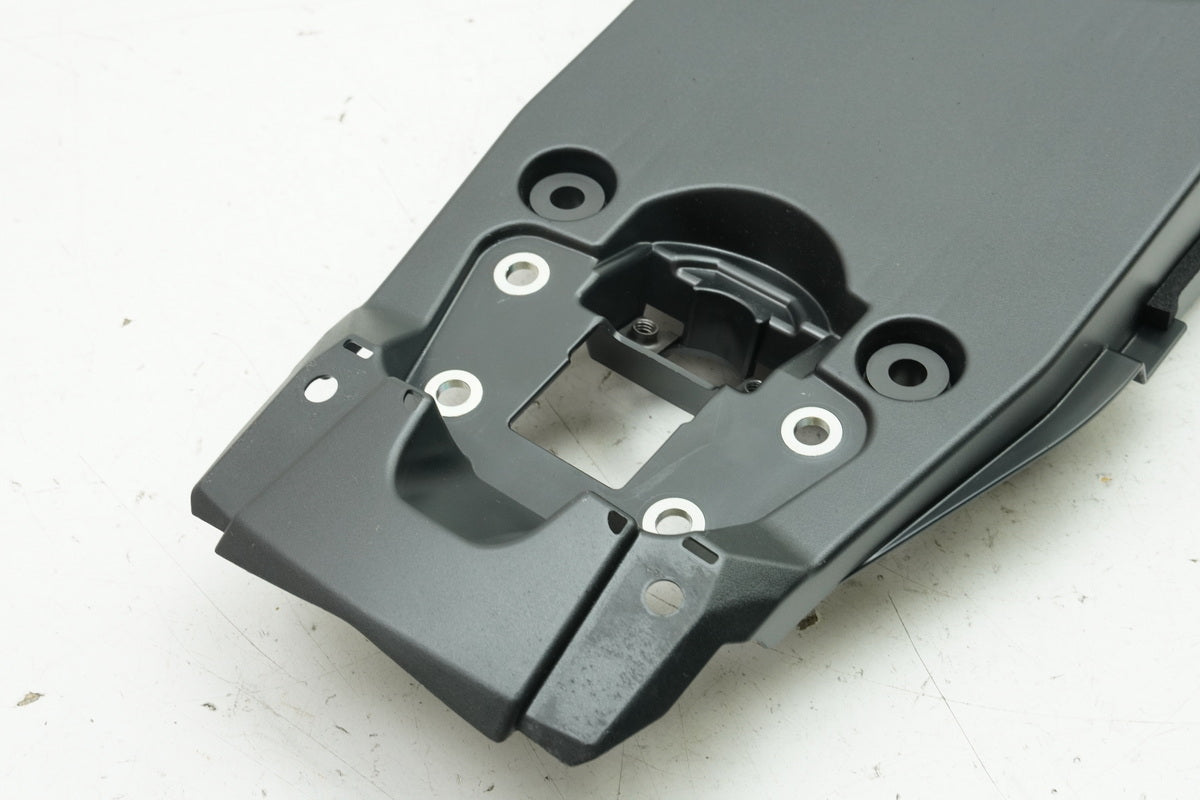 YAMAHA MTN 1000 MT-10 RN78 Rear inner fender mudguard wheel arch 4550 km