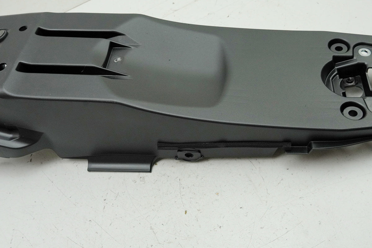YAMAHA MTN 1000 MT-10 RN78 Rear inner fender mudguard wheel arch 4550 km