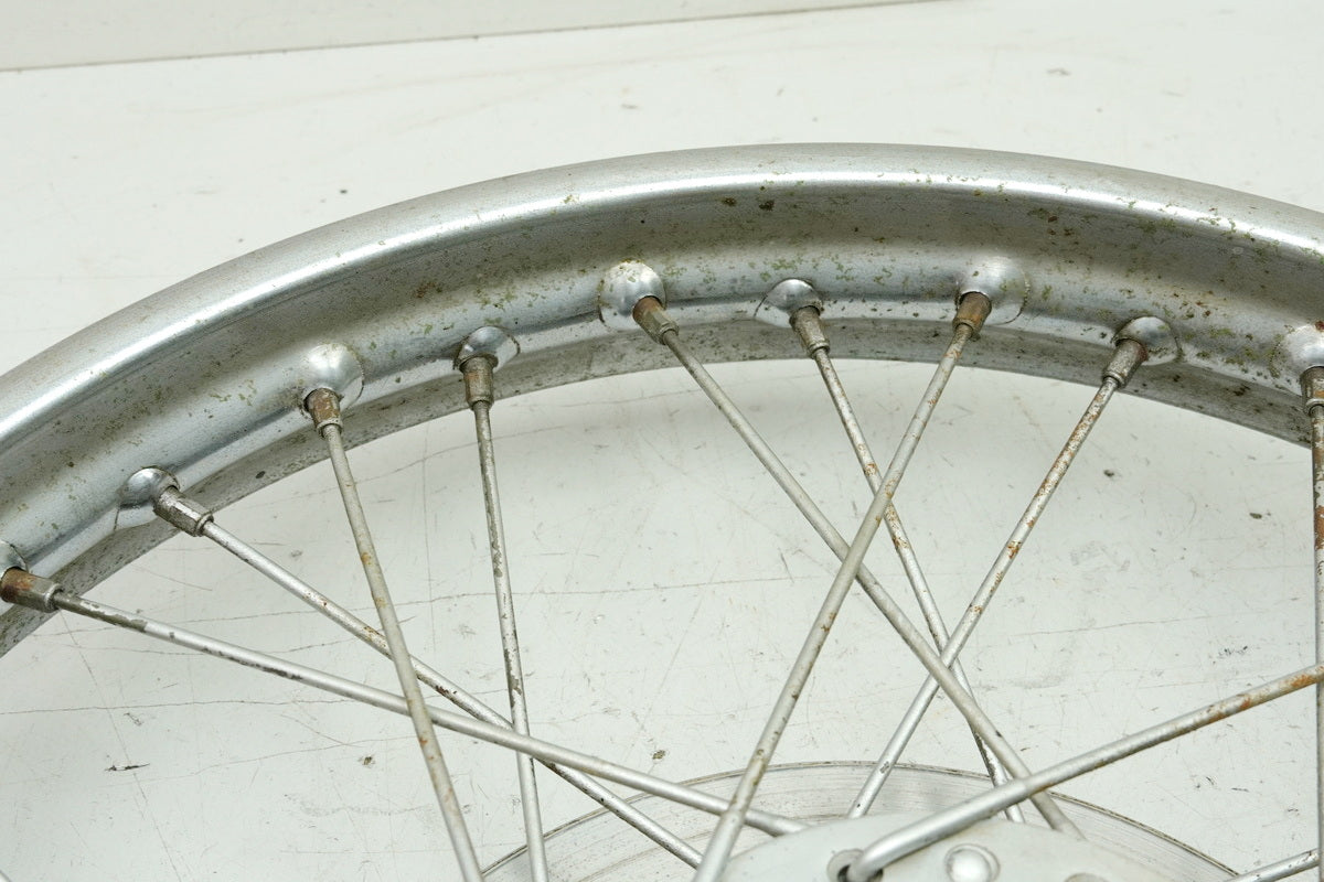 HONDA CB 250 G CB250G Felge vorn Vorderrad Bremsscheibe Vorderradfelge 74-77