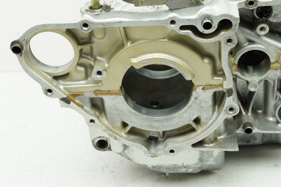 HONDA CB 250 G CB250G Motorgehäuse Motorblock Kurbelgehäuse (für Motor) 74-77
