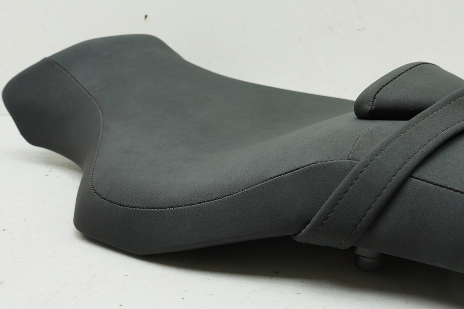 YAMAHA MTN 1000 MT-10 RN78 - Seat Bench Seat Rider's Seat original 4550 km
