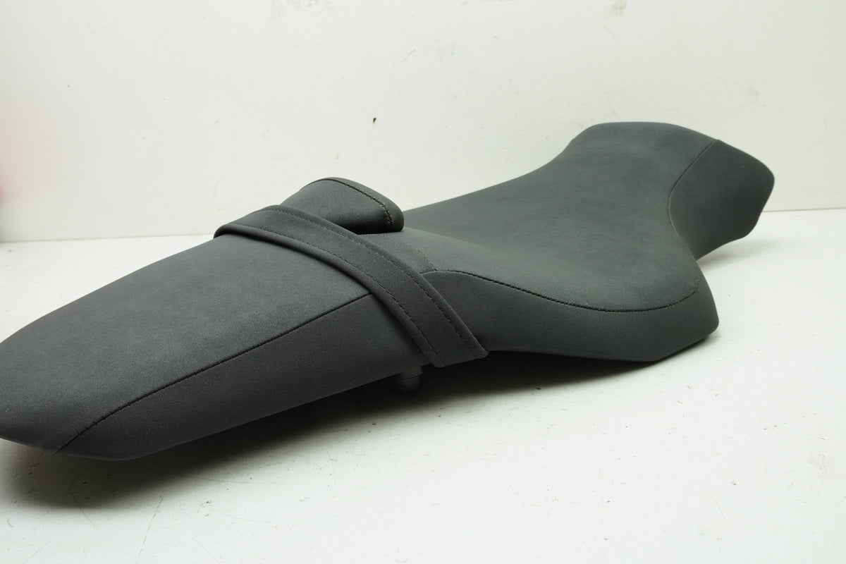 YAMAHA MTN 1000 MT-10 RN78 - Seat Bench Seat Rider's Seat original 4550 km