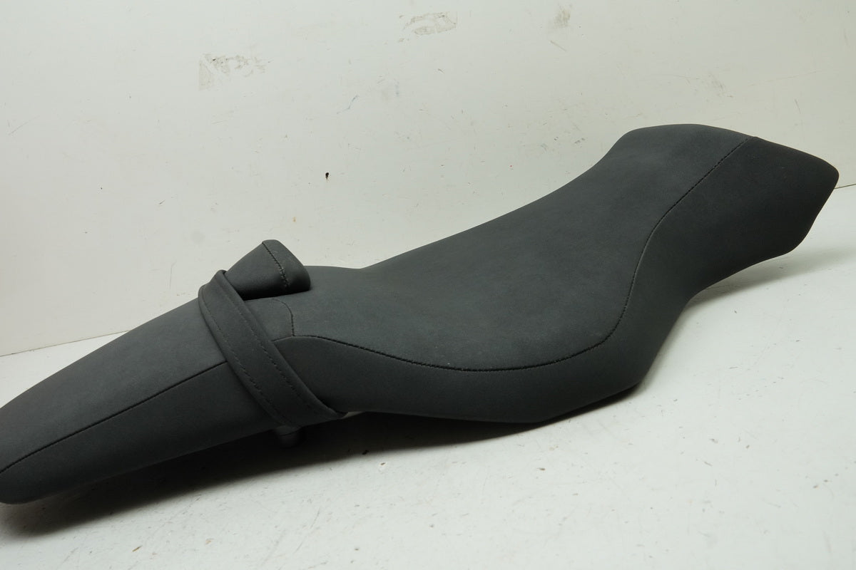 YAMAHA MTN 1000 MT-10 RN78 - Seat Bench Seat Rider's Seat original 4550 km