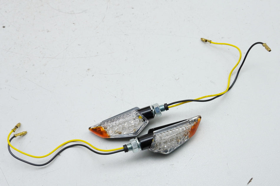 Blinker LED Set Mini Turn Signal aus Zubehör für Honda Suzuki Yamaha Kawasaki