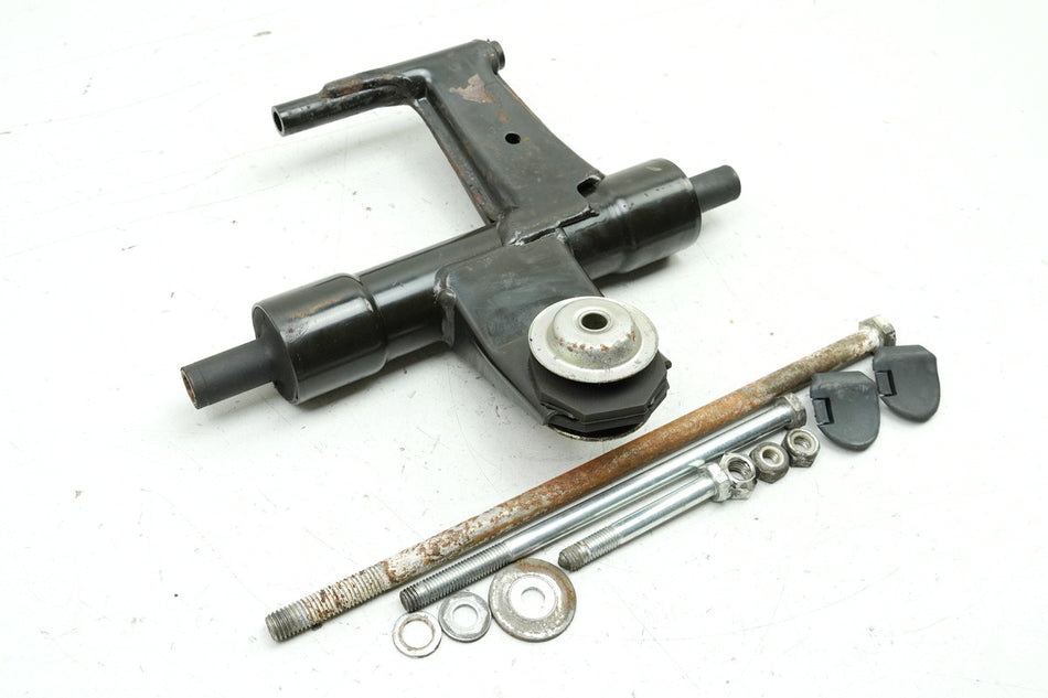 VESPA LX 50 2T ZAPC38101 Soporte motor Eje Perno Tornillos Soporte de motor