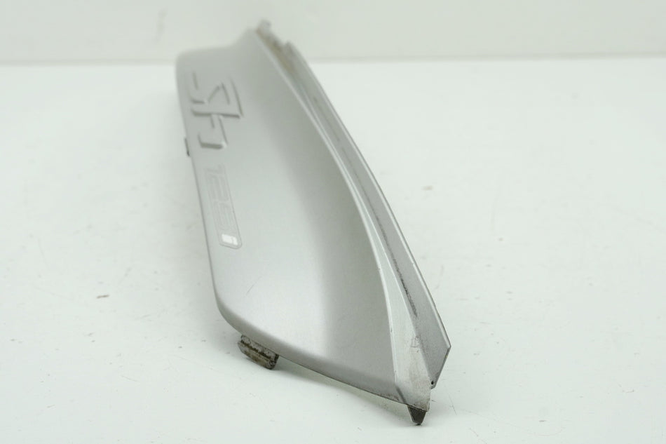 HONDA SH 125 JF23 Carenado trasero derecho superior Tapa Embellecedor Tapa lateral