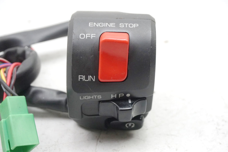 KAWASAKI ZX-6R ZX600F Interruptor del manillar derecho Interruptor de parada de emergencia Interruptor de corte 95-97