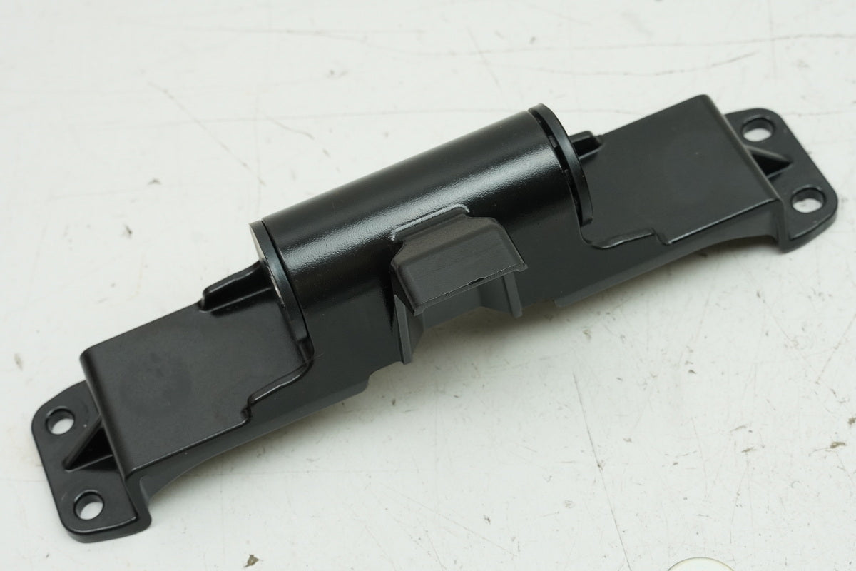 YAMAHA MTN 1000 MT-10 RN78 Bracket Tank Tank Holder Screw Holding Plate Carrier