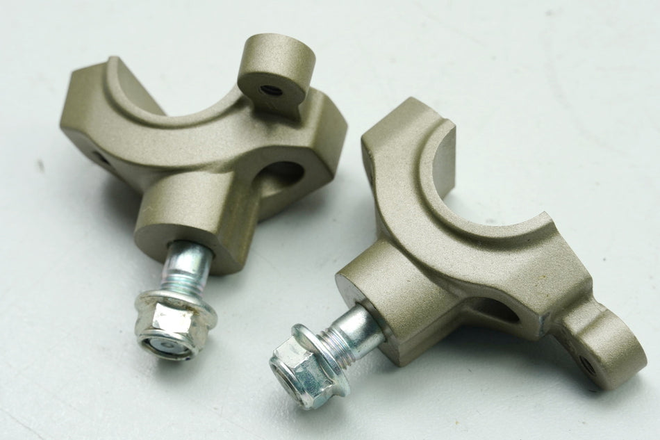 YAMAHA XSR 900 RN43 Lower Handlebar Clamp Holder Handlebar Risers Pair